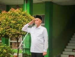 Wali Kota Dumai, H. Paisal, SKM, MARS, Menjadi Pembina Apel Pagi di SMPN 2 Dumai